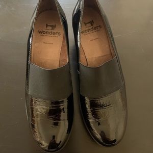 Wonders black patent leather
